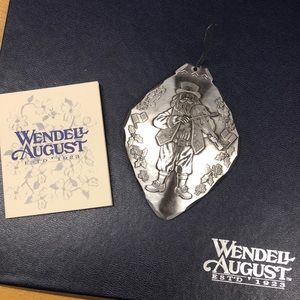 Wendell August Santas of the World IRELAND ornament